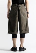 画像をギャラリービューアに読み込む, daska marin short pants / cotton linen sumi dyed (KHAKI BROWN)