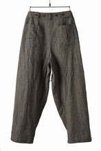 Load image into Gallery viewer, YUTA MATSUOKA cross switch cropped pants / spec dyed canvas (khaki)