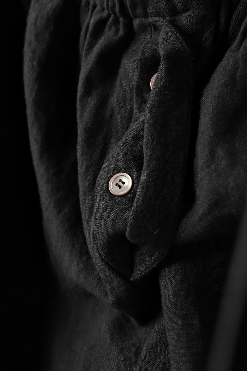 Load image into Gallery viewer, YUTA MATSUOKA easy darts pants / sofa linen (black)
