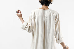 画像をギャラリービューアに読み込む, YUTA MATSUOKA round neck shirt / cotton silk nep viyella (white)