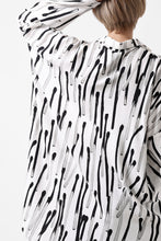 Load image into Gallery viewer, PAL OFFNER OVER SIZED SHIRT / VISCOSE (MATCHES PRINT)