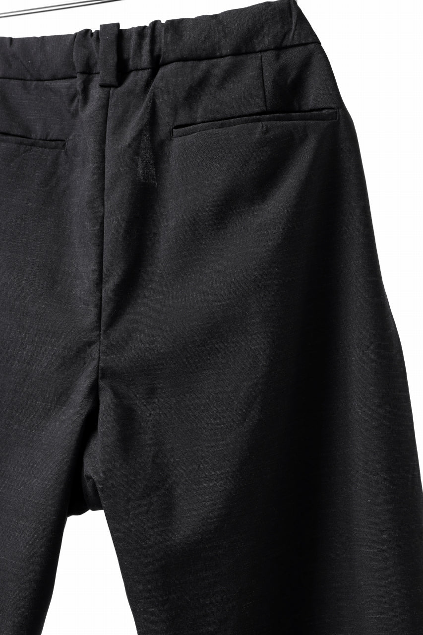 COLINA EASY TUCK PANTS / WASHABLE WOOL TROPICAL CLOTH (BLACK GREY)