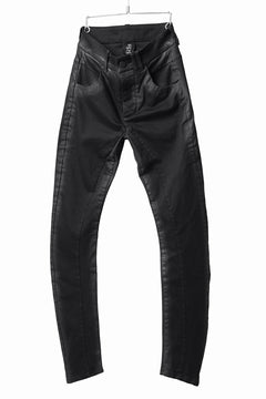 Load image into Gallery viewer, thomkrom SKINNY TROUSERS with CONTRAST SCAR STITCH / STRETCH DENIM (BLACK COATED)