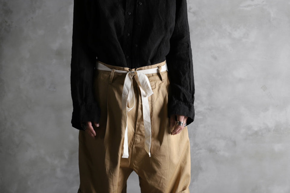 Load image into Gallery viewer, KLASICA GERALD-cc LOW CROTCH SHORTS / DRY CHINO CLOTH (BEIGE)