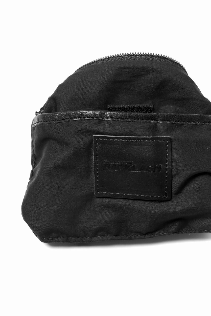 ISAMU KATAYAMA BACKLASH PORTABLE BAG / WASHABLE STEER (BLACK)