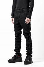 画像をギャラリービューアに読み込む, thom/krom SCAR-STITICHING DENIM PANTS / ONEWASH (BLACK)