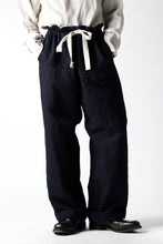 画像をギャラリービューアに読み込む, sus-sous wide trousers MK-1 / C65L35 stripe twill (INDIGO CHARCOAL)