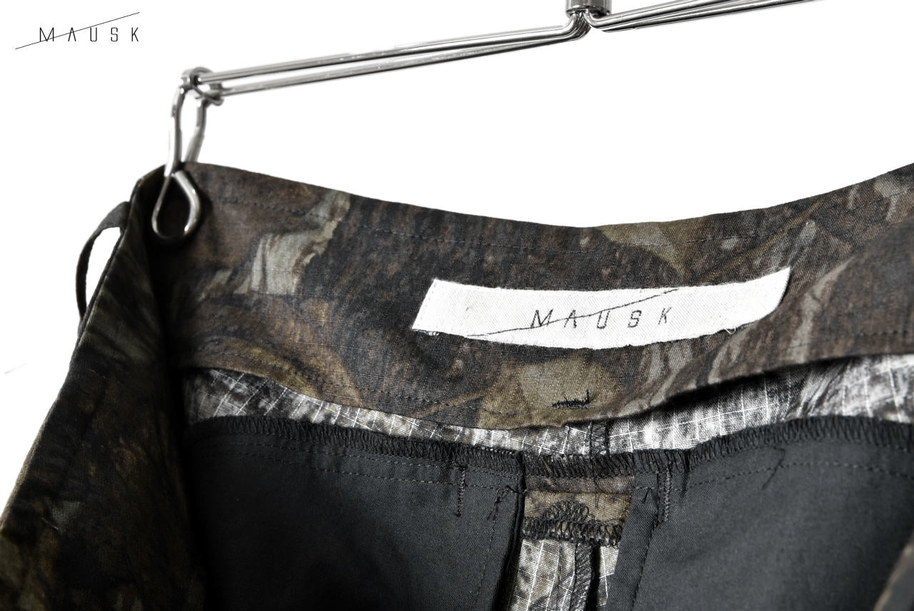 N/07 "MAUSK Detail" 3-DIMENSION CURVE CROPPED PANTS (DARK CAMOUFLAGE)