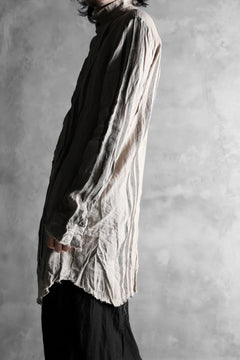 Load image into Gallery viewer, Aleksandr Manamis DARK SAND STRIPE LONG SHIRT