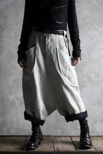 Load image into Gallery viewer, SOSNOVSKA exclusive LOADED POCKETS PANTS (IVORY)