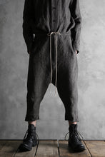 Load image into Gallery viewer, AVIALAE exclusive DROPCROTCH TROUSERS / LINEN (GLEN CHECK)