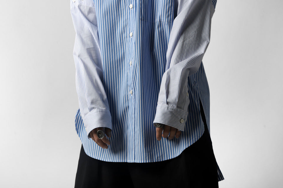 Load image into Gallery viewer, KAZUYUKI KUMAGAI Paneled Shirt Detachable-Detail / Stretch Stripe (S.BLUE)