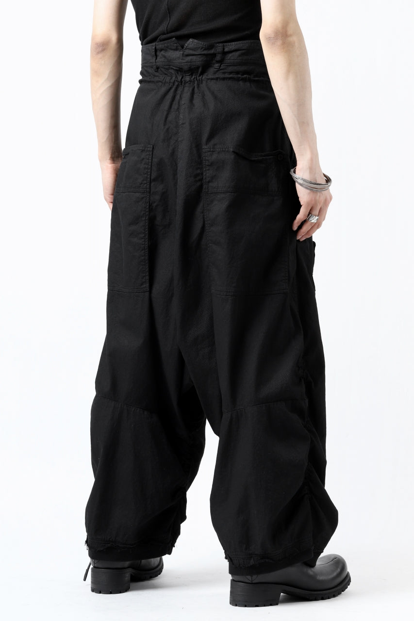 Load image into Gallery viewer, RUNDHOLZ DIP DROP CROTCH BAGGY POCKET PANTS / DYED STRETCH TWILL (BLACK)