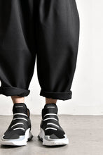 画像をギャラリービューアに読み込む, N/07 &quot;MAUSK Detail&quot; Three Dimensional Wide Tuck / Dart Cropped Pants #2 (BLACK)