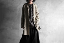 Load image into Gallery viewer, KLASICA SABRON HALF BUTTON PULLOVER SHIRT / TYPE-WRITER CLOTH (MOSS)