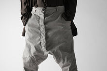 Load image into Gallery viewer, RUNDHOLZ DIP DROPCROTCH TAPERED PANTS / DYED COTTON TWILL (ZINC)