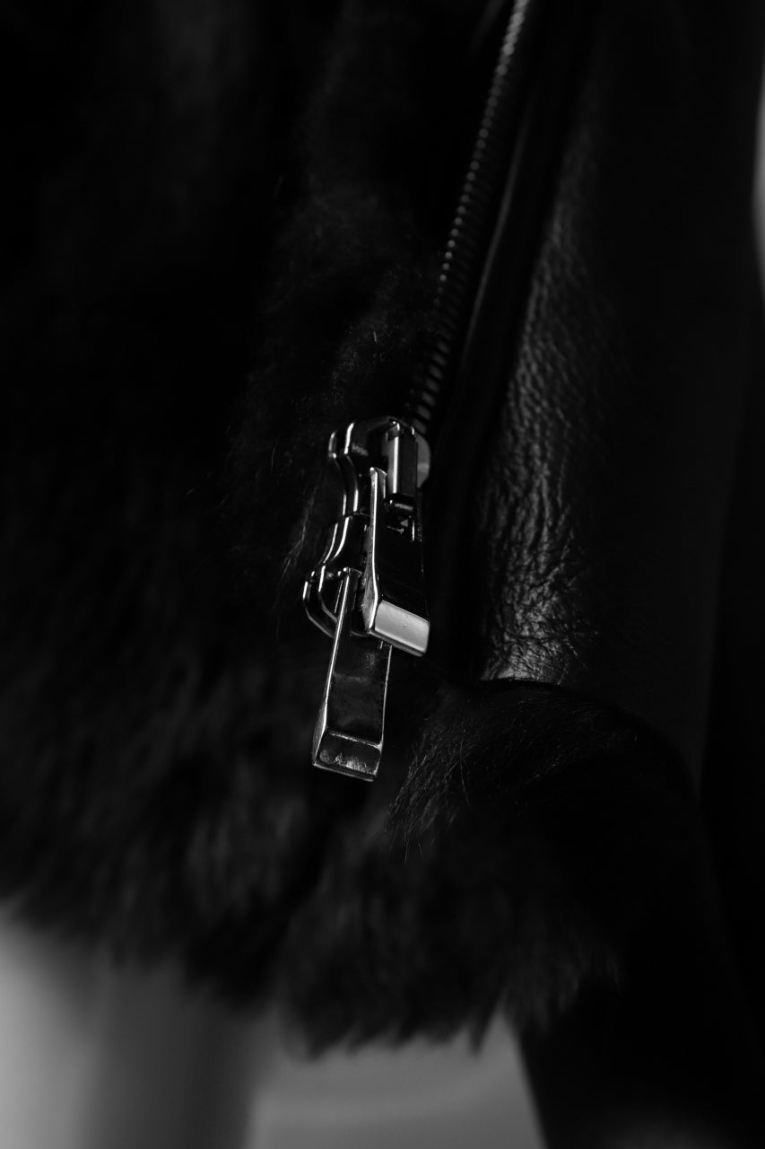 Load image into Gallery viewer, incarnation exclusive SHEEP SHEARLING MOUTON HOODED BLOUSON (BLACK×BLACK)