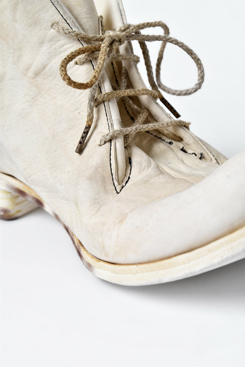 A DICIANNOVEVENTITRE A1923 ANKLE BOOTS 018 / CAVALLO OILED (BIANCO)