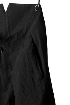 Load image into Gallery viewer, Hannibal. Folding Code Short Trousers (BLACK)