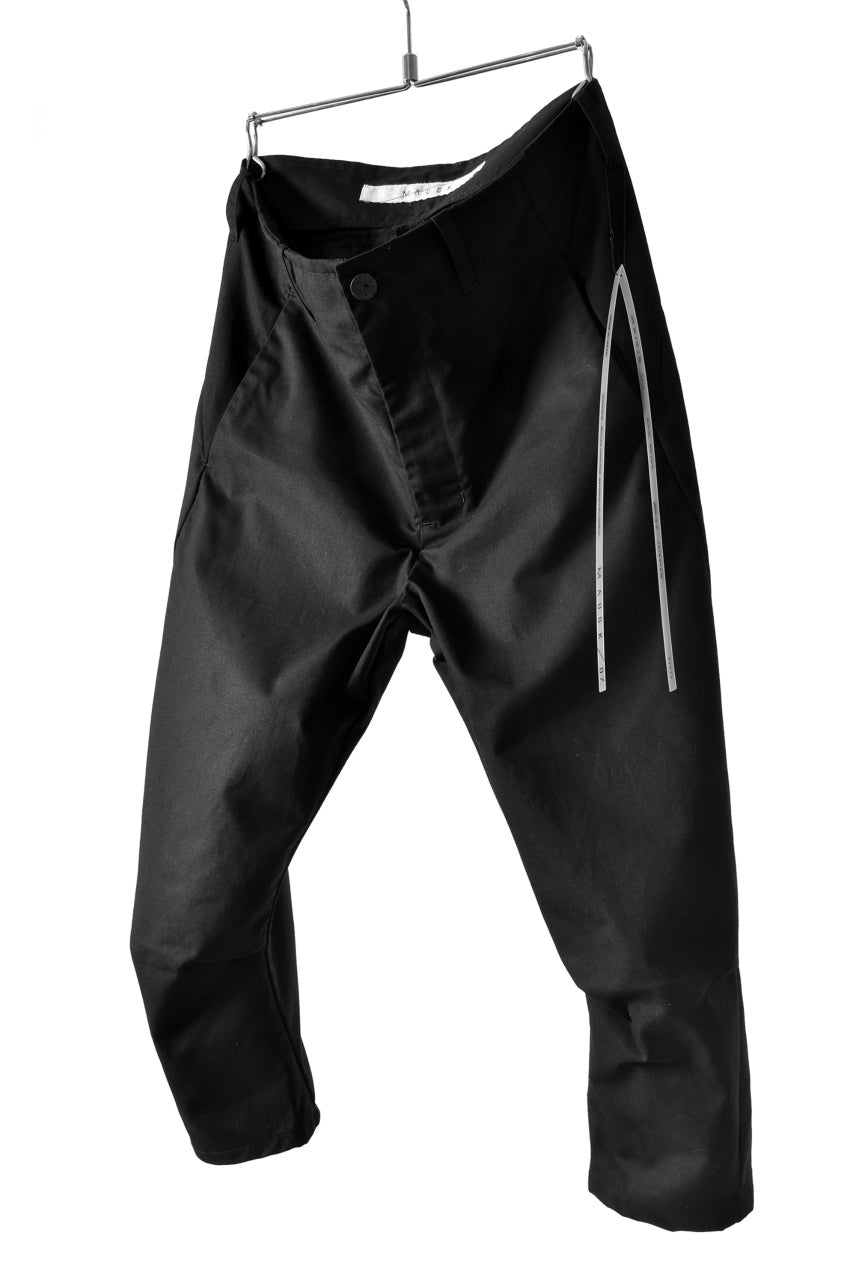 N/07 "MAUSK Detail" 3-DIMENSION CURVE CROPPED PANTS (BLACK)