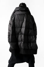 Load image into Gallery viewer, RUNDHOLZ HIGHNECK BOMBER JACKET / DOWN PADDING (ARABICA)