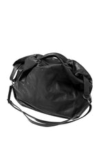 Load image into Gallery viewer, discord Yohji Yamamoto TULIPS HAND BAG / GARMENT COW LEATHER (BLACK)