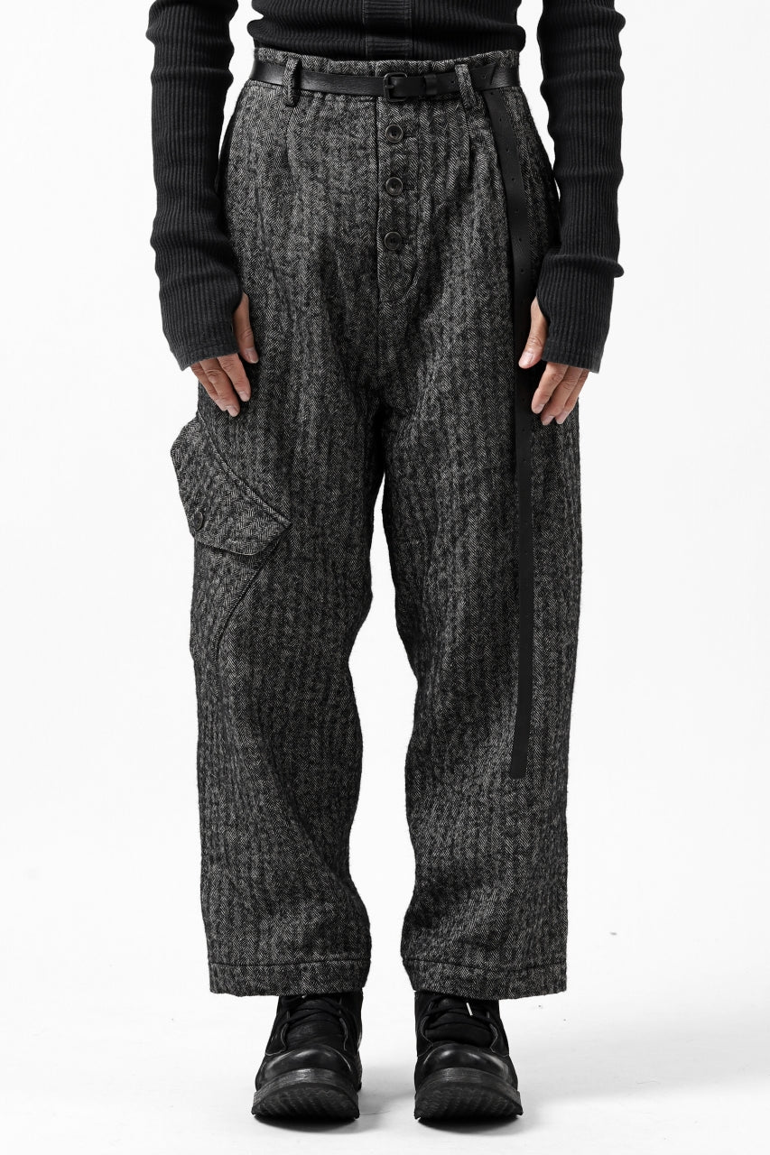 YUTA MATSUOKA buggy trousers / wool linen herringbone (charcoal grey)
