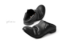 Load image into Gallery viewer, prtl x 4R4s exclusive 2way slip-on / Aniline buffalo &quot;5-00M&quot; (BLACK)
