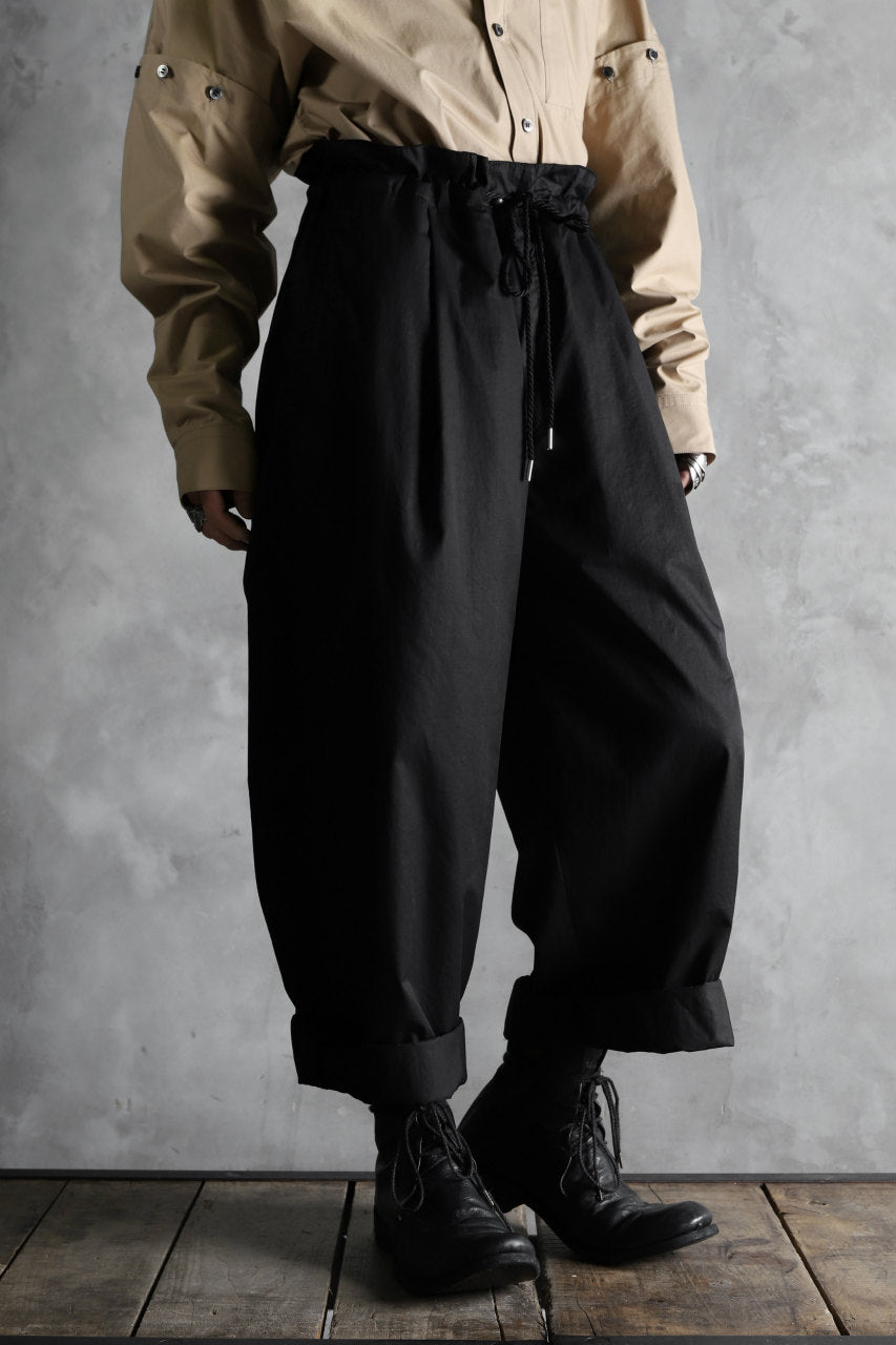 KAZUYUKI KUMAGAI High Waist Easy Wide Trousers / High Density Satin (BLACK)