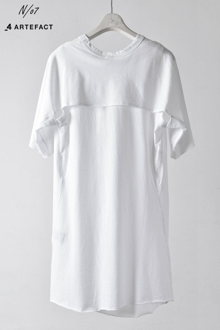 Load image into Gallery viewer, _4 ARTEFACT × N/07 &quot;MAUSK&quot; exclusive COVERED-BACK T-SHIRT (WHITE)