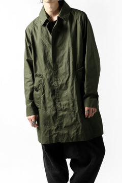 Load image into Gallery viewer, KLASICA BURRY MAC COAT / PARAFFINED COTTON (OLIVE)
