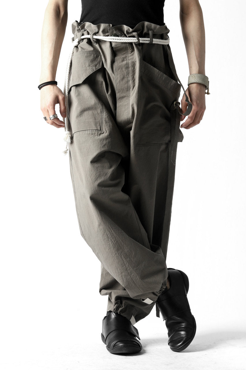 ISAMU KATAYAMA BACKLASH WIDE TAPERED PANTS / SALT SHRINKAGE TYPEWRITER CLOTH
