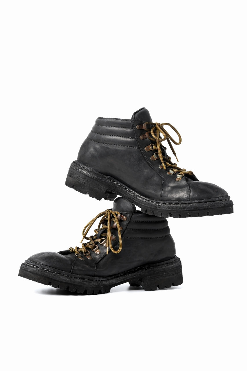 incarnation HORSE LEATHER TREK BOOTS / VIBRAM GOODYEAR WELTED (BLACK)