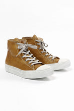 Load image into Gallery viewer, incarnation HIGH CUT LACE UP SNEAKER / HORSE FULL GRAIN (HAND DYED MUSTARD)