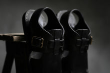 Load image into Gallery viewer, sus-sous sandal shoes / italy oiled cow leather *hand dyed (BLACK BROWN)