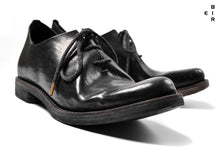 Load image into Gallery viewer, ierib tecta whole cut derby shoes / waxy JP culatta (BLACK)