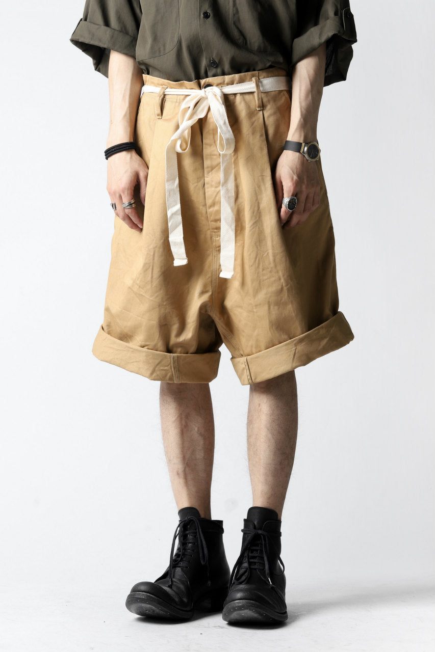 Load image into Gallery viewer, KLASICA GERALD-cc LOW CROTCH SHORTS / DRY CHINO CLOTH (BEIGE)