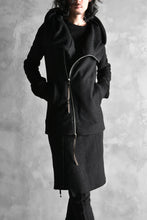 画像をギャラリービューアに読み込む, N/07 Wrap Hooded Jacket / Woolring Fleece (BLACK)
