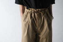 Load image into Gallery viewer, KAZUYUKI KUMAGAI High Waist Easy Wide Trousers / High Density Satin (CAMEL)