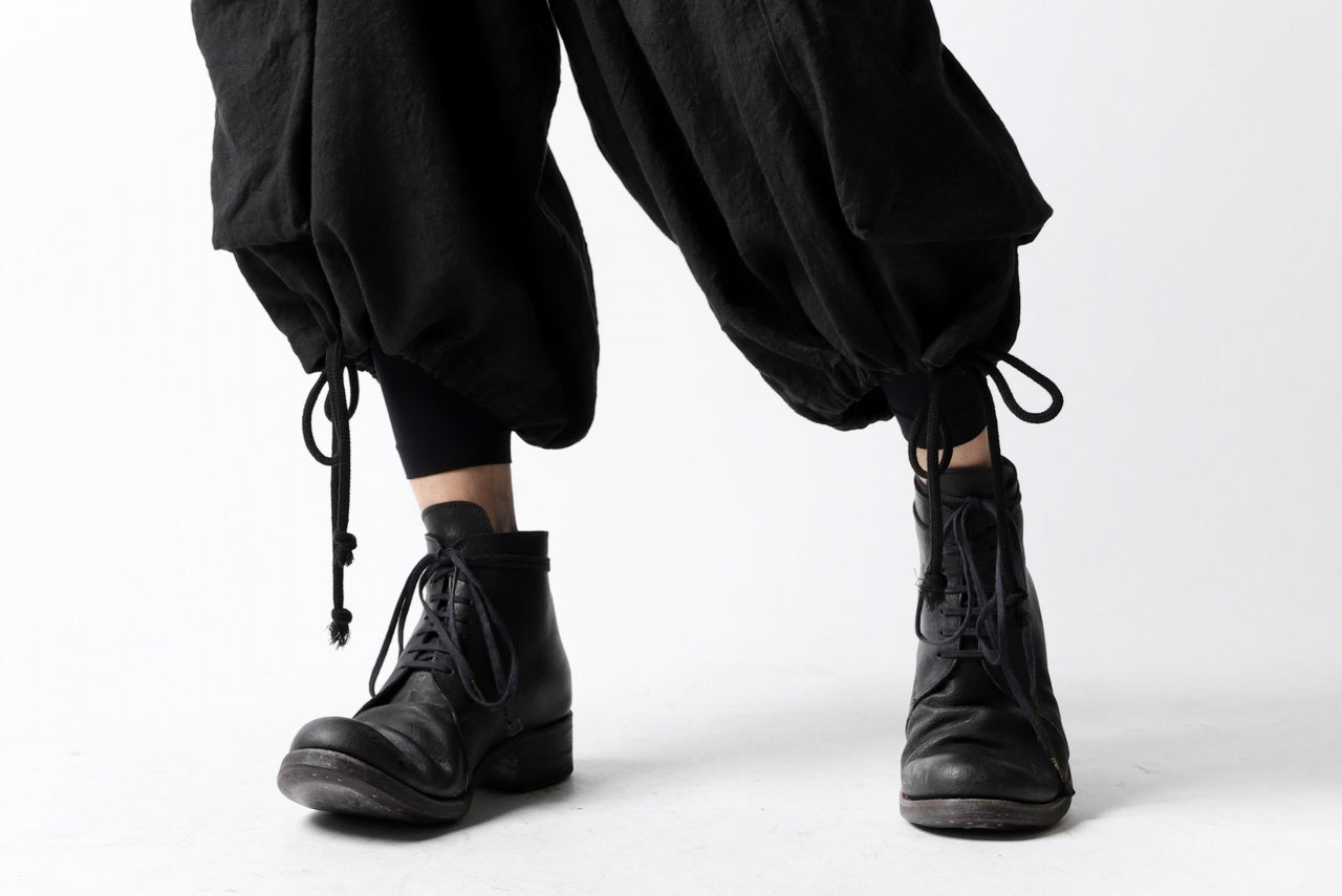 A.F ARTEFACT DRAWSTRING-HEM WIDE CARGO PANTS (BLACK)