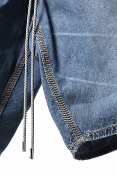 Load image into Gallery viewer, mastermind JAPAN WIDE TAPERED PANTS / 2WAY STRETCH DENIM (INDIGO)