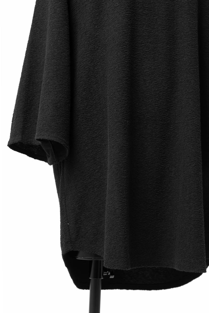 ISAMU KATAYAMA BACKLASH OVER FITTED CUT & SEWN / RANDOM PILE FABRIC (BLACK)