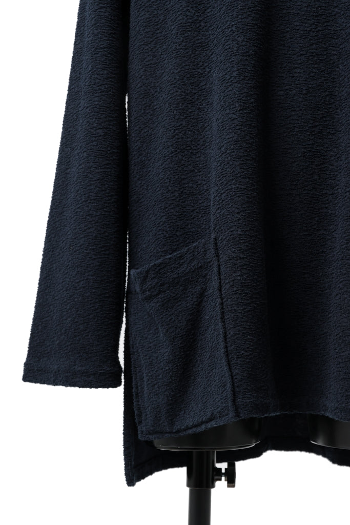 ISAMU KATAYAMA BACKLASH LONG SLEEVE CUT & SEWN / RANDOM PILE FABRIC (NAVY)