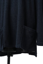 Load image into Gallery viewer, ISAMU KATAYAMA BACKLASH LONG SLEEVE CUT &amp; SEWN / RANDOM PILE FABRIC (NAVY)