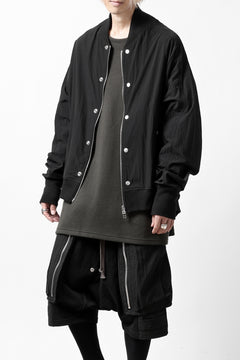 Load image into Gallery viewer, A.F ARTEFACT MA-1 BLOUSON / LIGHT WEIGHT NYLON (ALL BLACK)