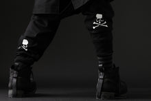 画像をギャラリービューアに読み込む, mastermind JAPAN BONDAGE SLIM TROUSERS / MEDIUM C-JERSEY STRETCH (BLACK)