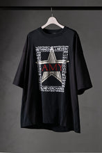 Load image into Gallery viewer, CHANGES VINTAGE REMAKE SURROUND PRINT SHORT SLEEVE TEE (MULTI #A)