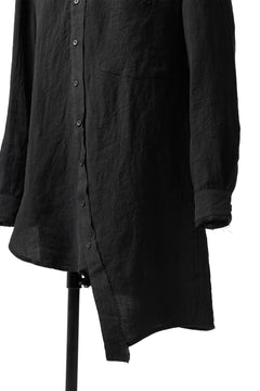 Load image into Gallery viewer, Aleksandr Manamis Asymmetry Shirt (BLACK)