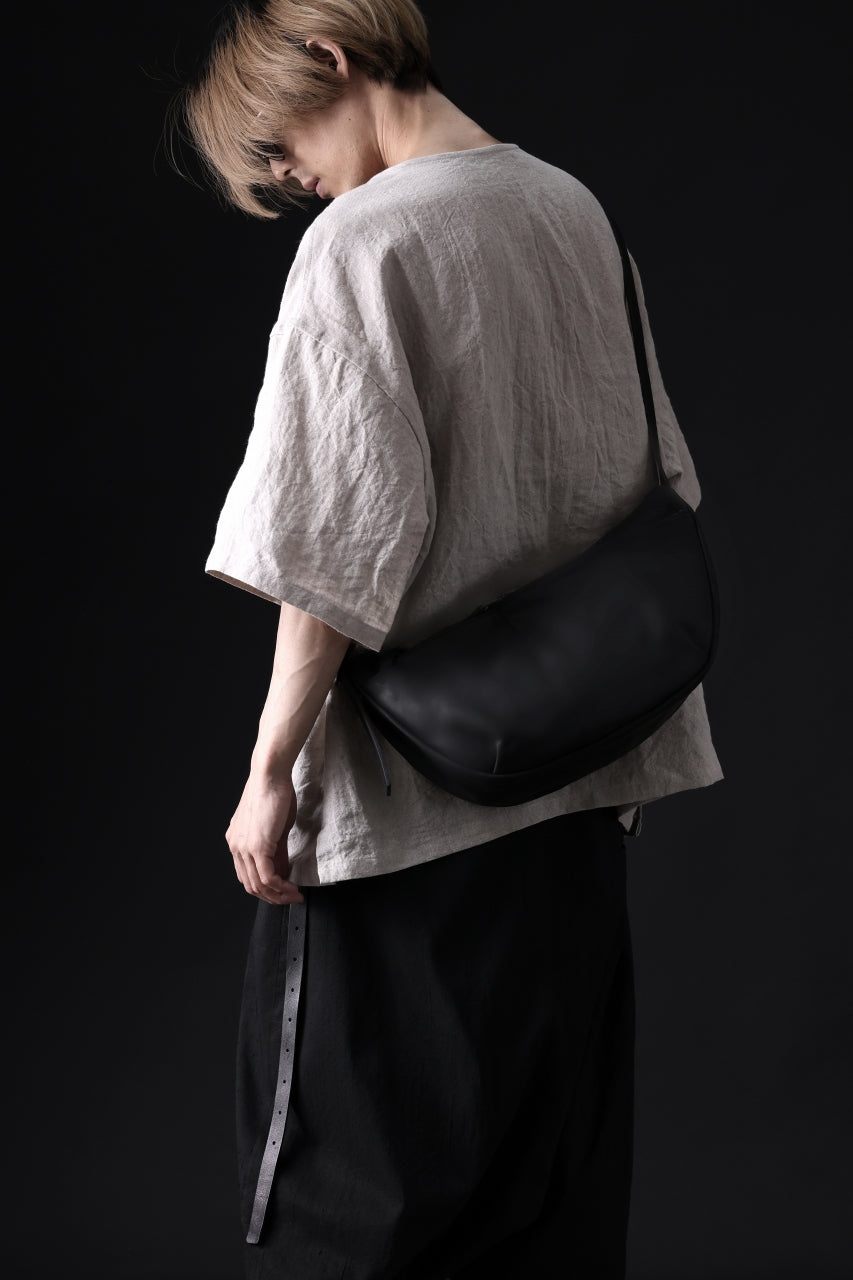 ISAMU KATAYAMA BACKLASH NEW "BANANA" SHOULDER BAG / GUIDI CALF