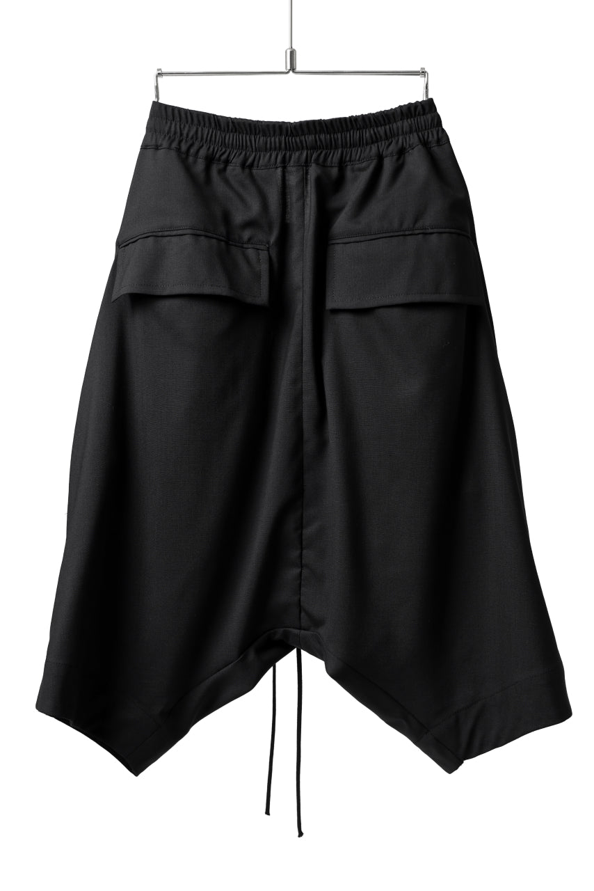 A.F ARTEFACT DRAPE SAROUEL SHORTS / TROPICAL (D.BLACK)